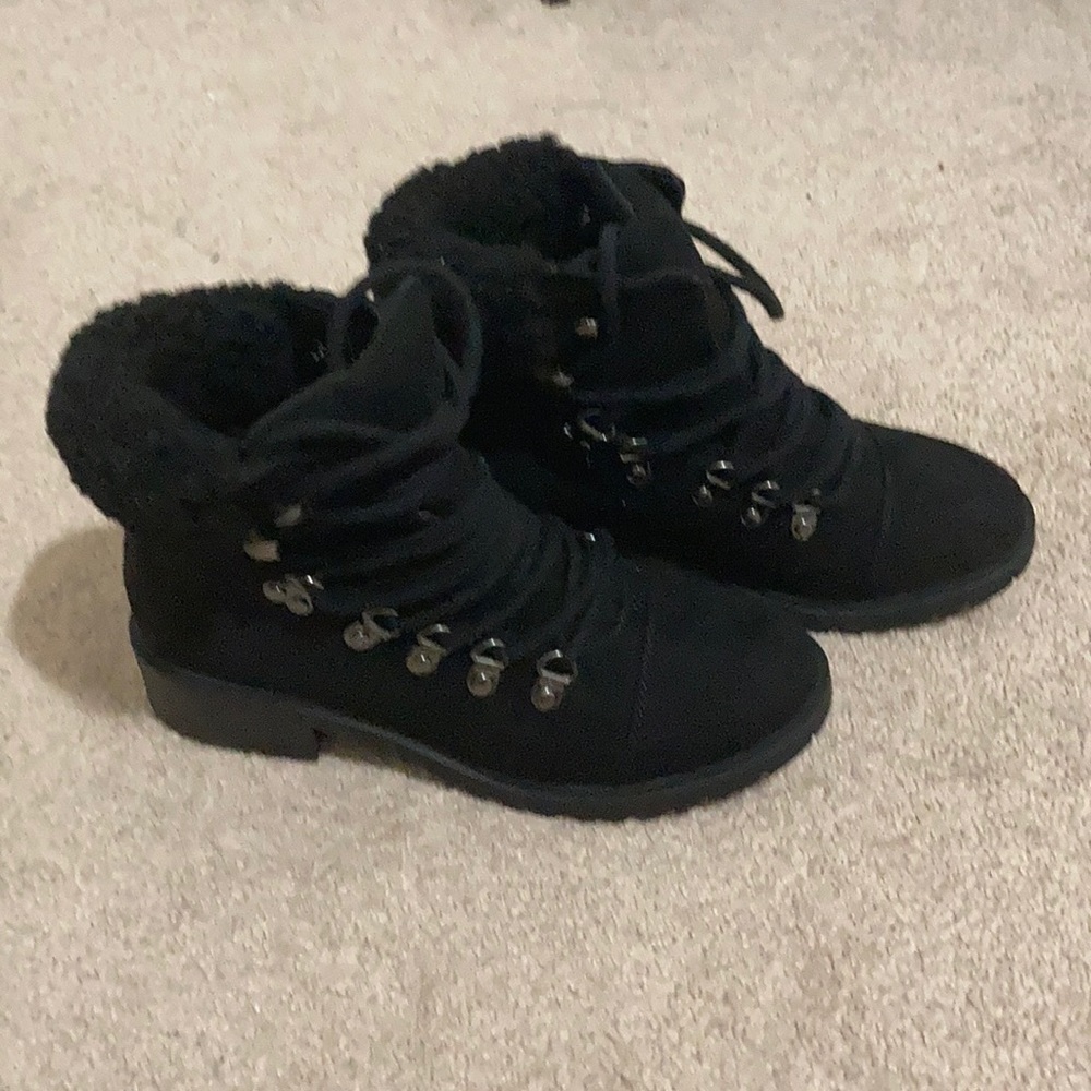 NWOT Lexi and Abbie boots
